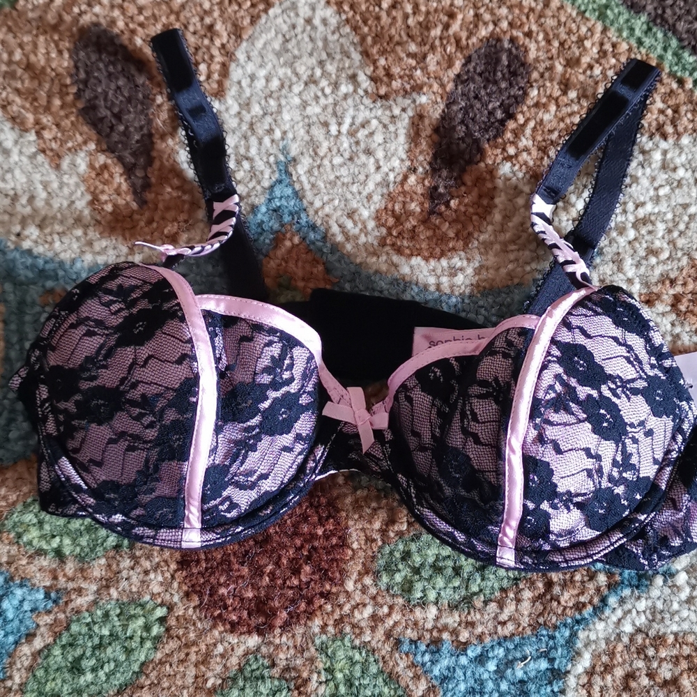 Sophie B. Lace Bra